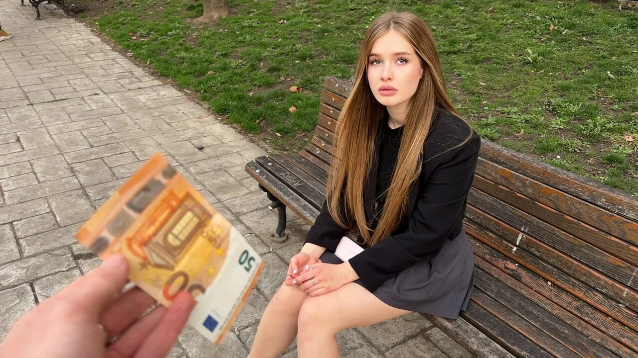 Girl Needs Help. What Would You Do in This Situation?